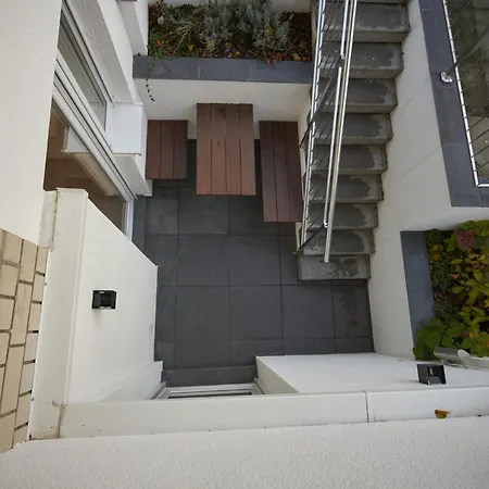 Schaefer - Garden Apartment