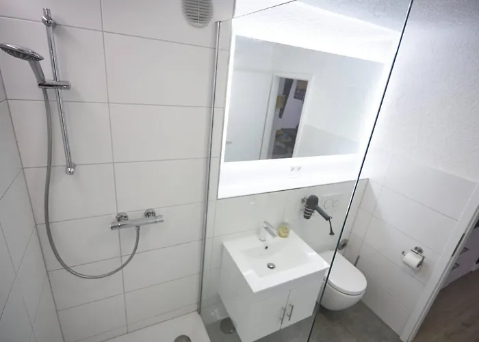 Schaefer - Garden Apartman *